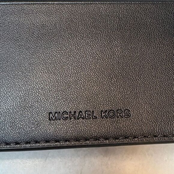 Michael Kors Signature MK Logo Saffiano Leather Wallet - NWOT - Picture 16 of 16